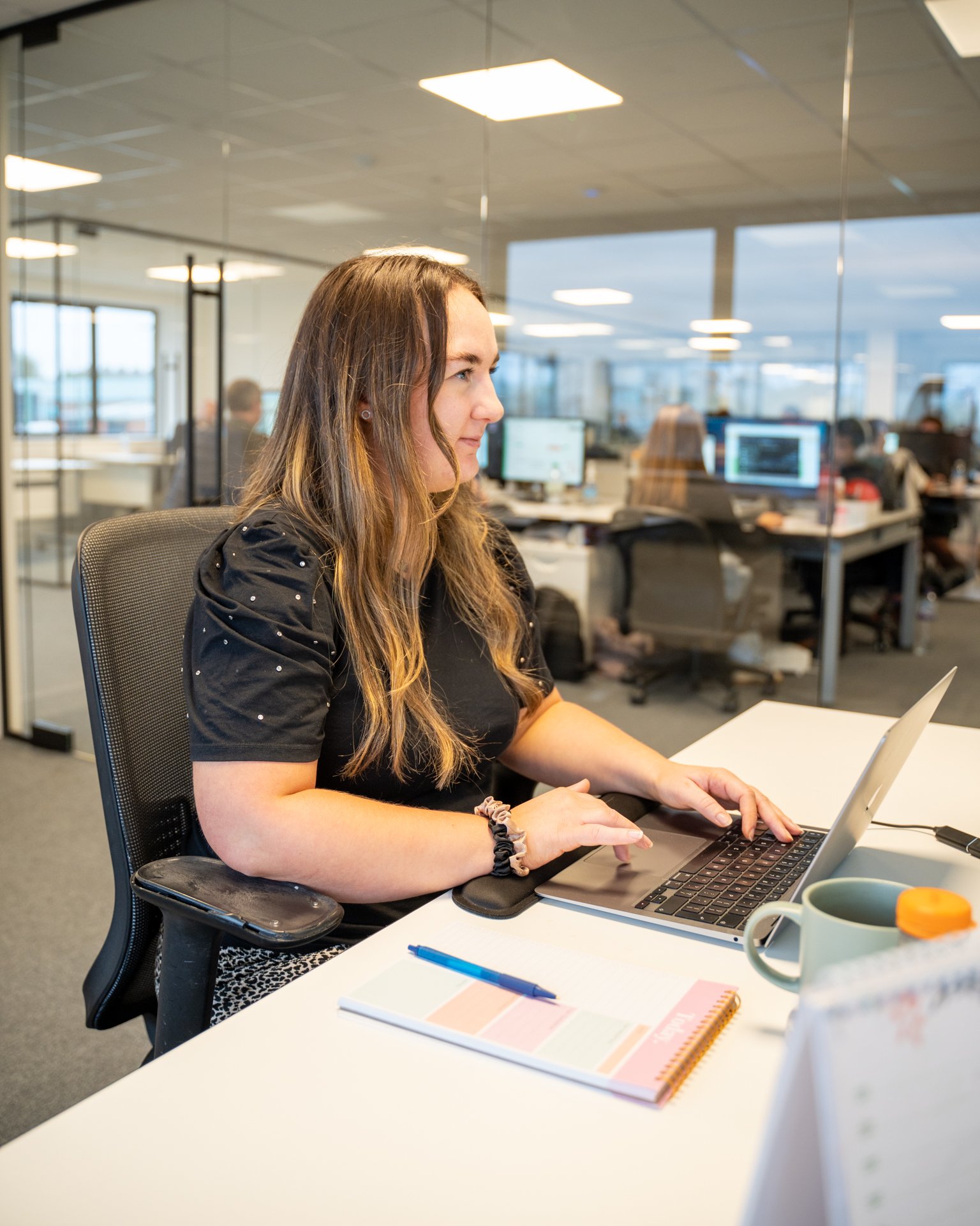 A Lead Pronto specialist at work